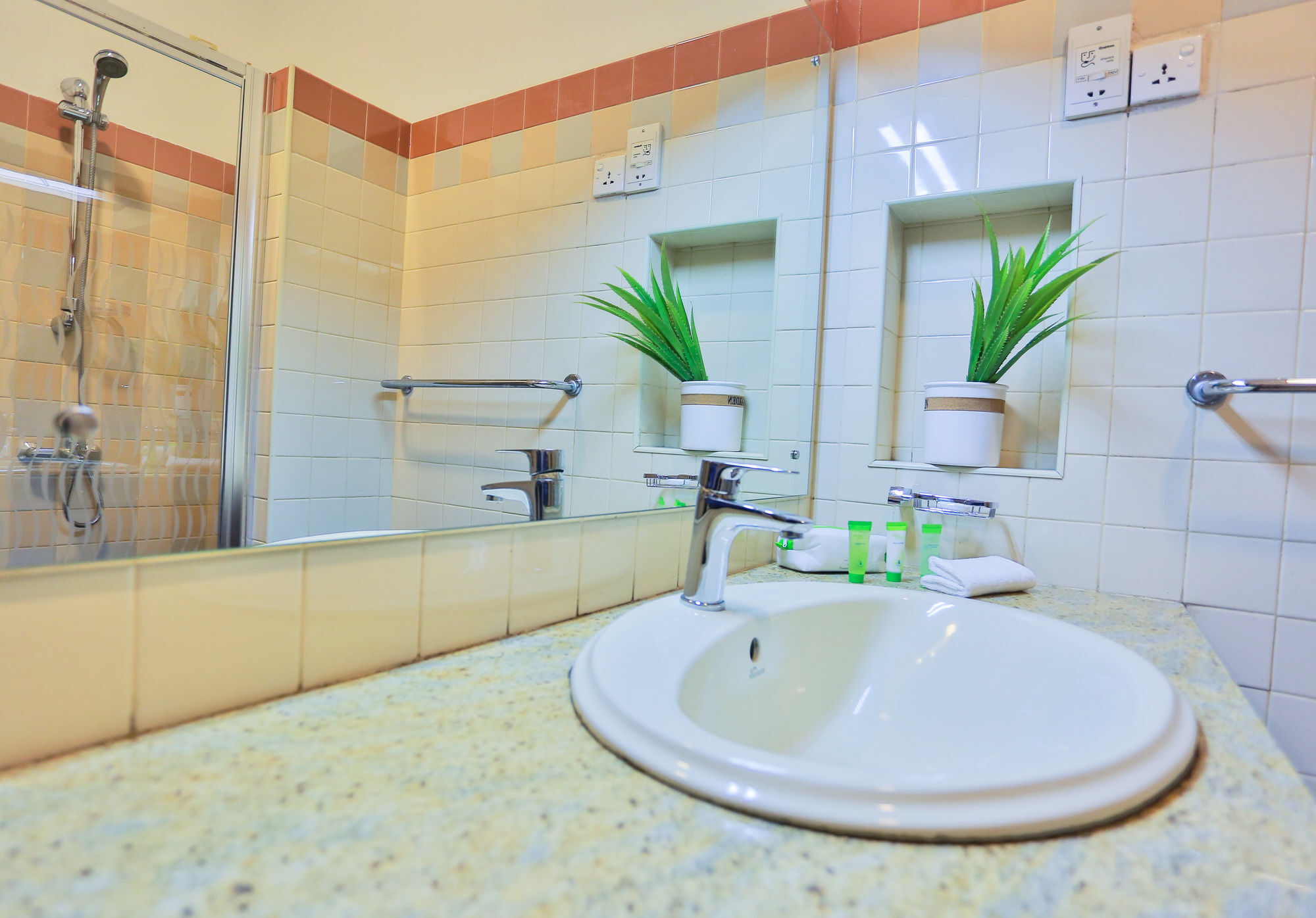 The Austin Residence By Unique Hotels Colombo Extérieur photo